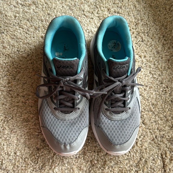 Asics - Picture 2 of 5